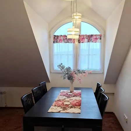 Dom Na Wylacznosc Z Jacuzzi, Sauna I Basenem Holiday home Mucharz