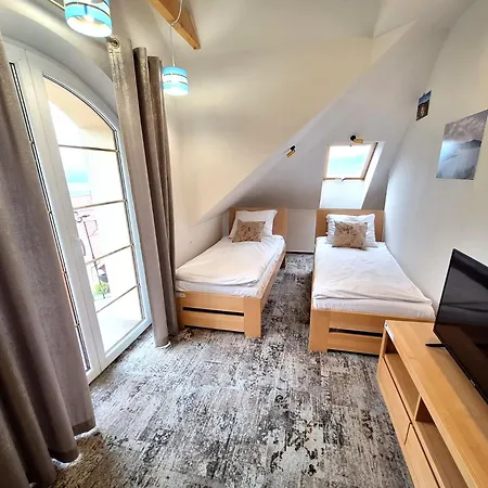 Dom Na Wylacznosc Z Jacuzzi, Sauna I Basenem Holiday home Mucharz