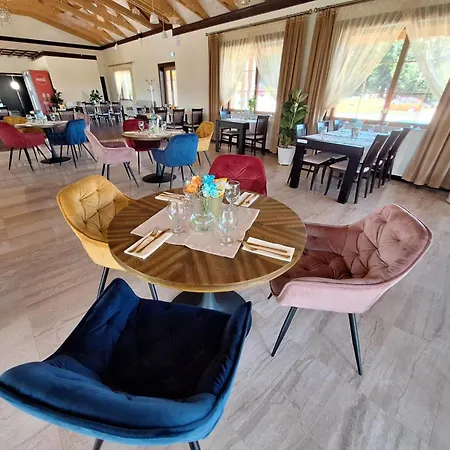 Casa vacanze Dom Na Wylacznosc Z Wanna Z Hydromasazem, Sauna I Basenem