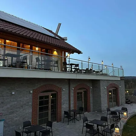 Prázdninový dům Dom Na Wylacznosc Z Wanna Z Hydromasazem, Sauna I Basenem Mucharz